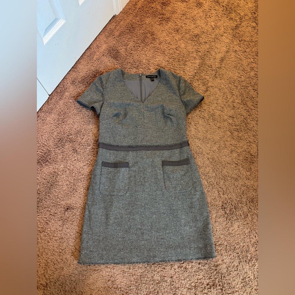 Banana Republic Gray Wool Blend Sheath Dress Short Sleeve PETITE 6 P - Picture 2 of 11